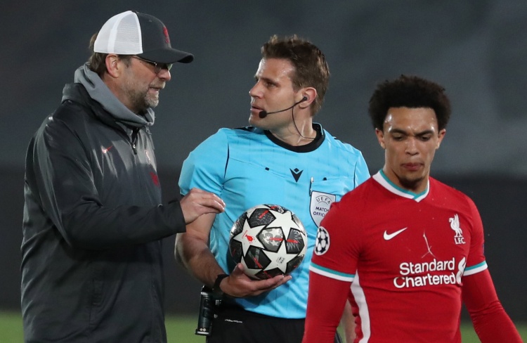 队报：利物浦中场莫顿加盟里昂转会费为1000万+500万欧