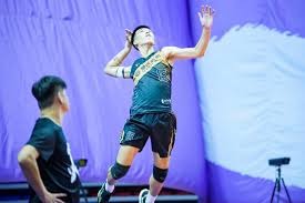 湖人101-105雄鹿！老詹看清现实，无奈的不是输球，是东契奇三大错误