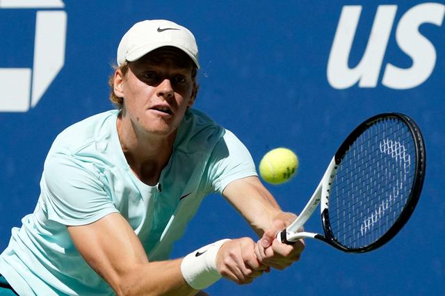 激烈的足球 激烈的足球