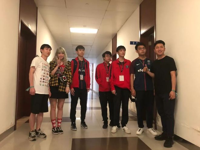 守反击形成 守反击形成
